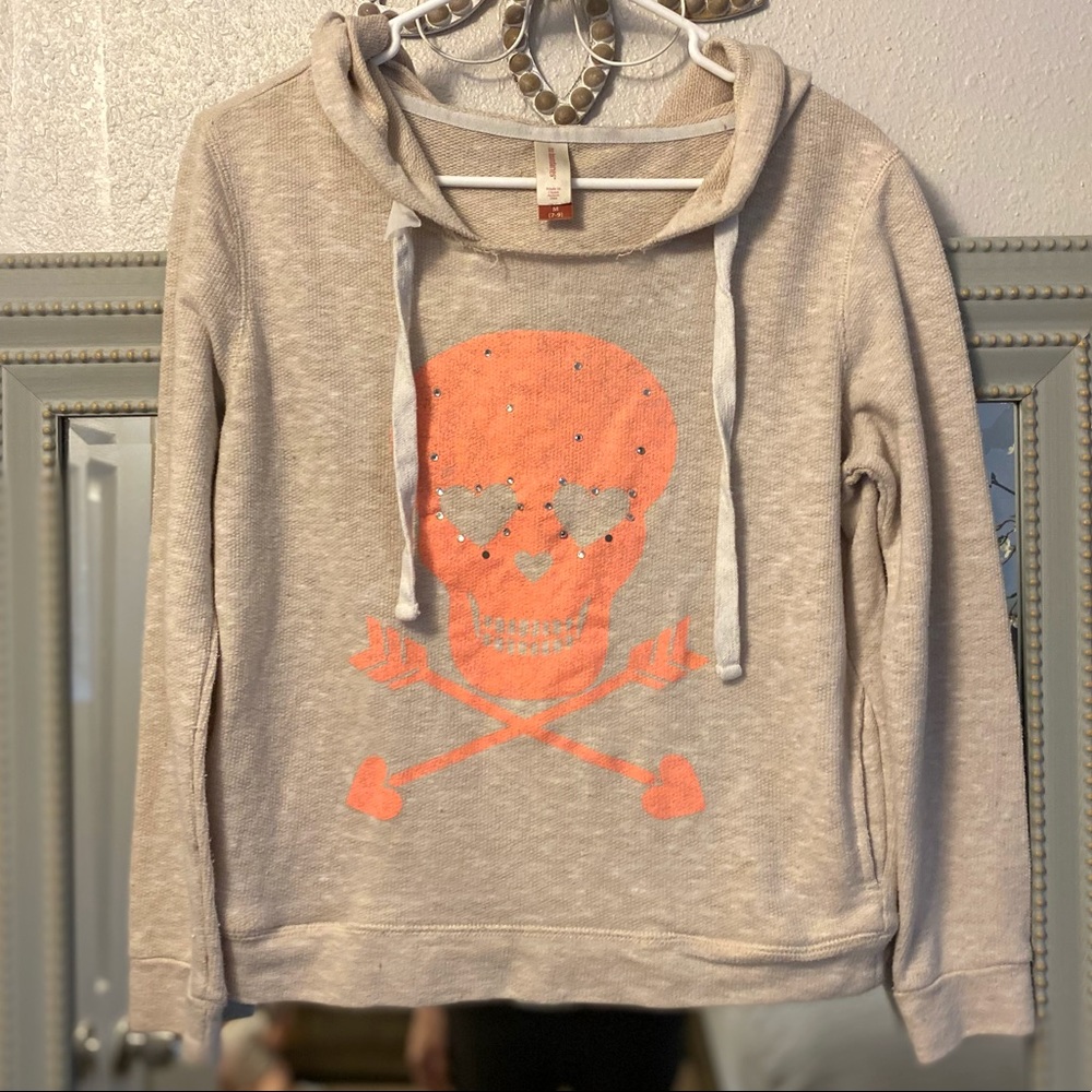 No Boundaries sweatshirt